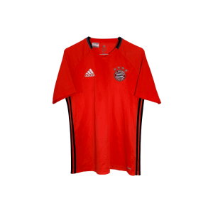 Тренировъчна фланелка на Байерн Мюнхен