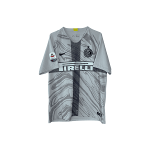 Фланелка на Интер (Раджа Наинголан)