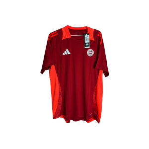 Тренировъчна фланелка на Байерн Мюнхен