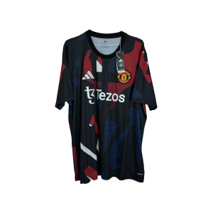 Тренировъчна фланелка на Манчестър Юнайтед