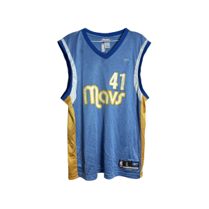 Баскетболен потник на Далас Маверикс (Дирк Новицки)